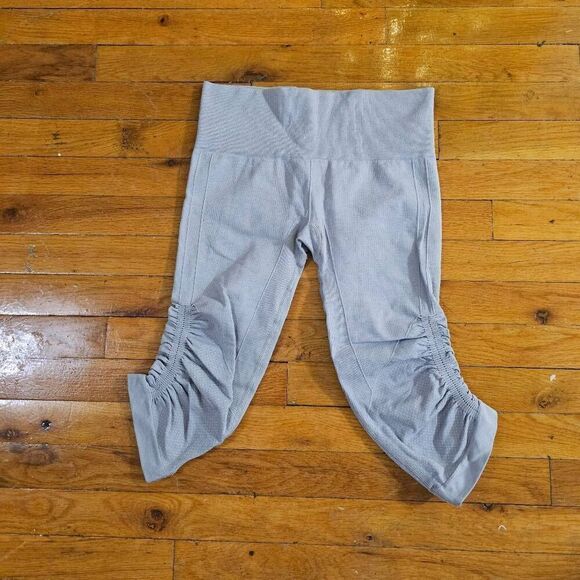 Lululemon Studio Crop Women’s Pants Drawstring Ruched Gray Size 6 - Picture 1 of 8